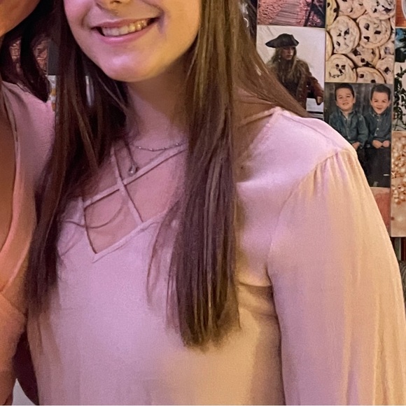 Blush Pink Bell Sleeve Top (S) - Picture 4 of 5